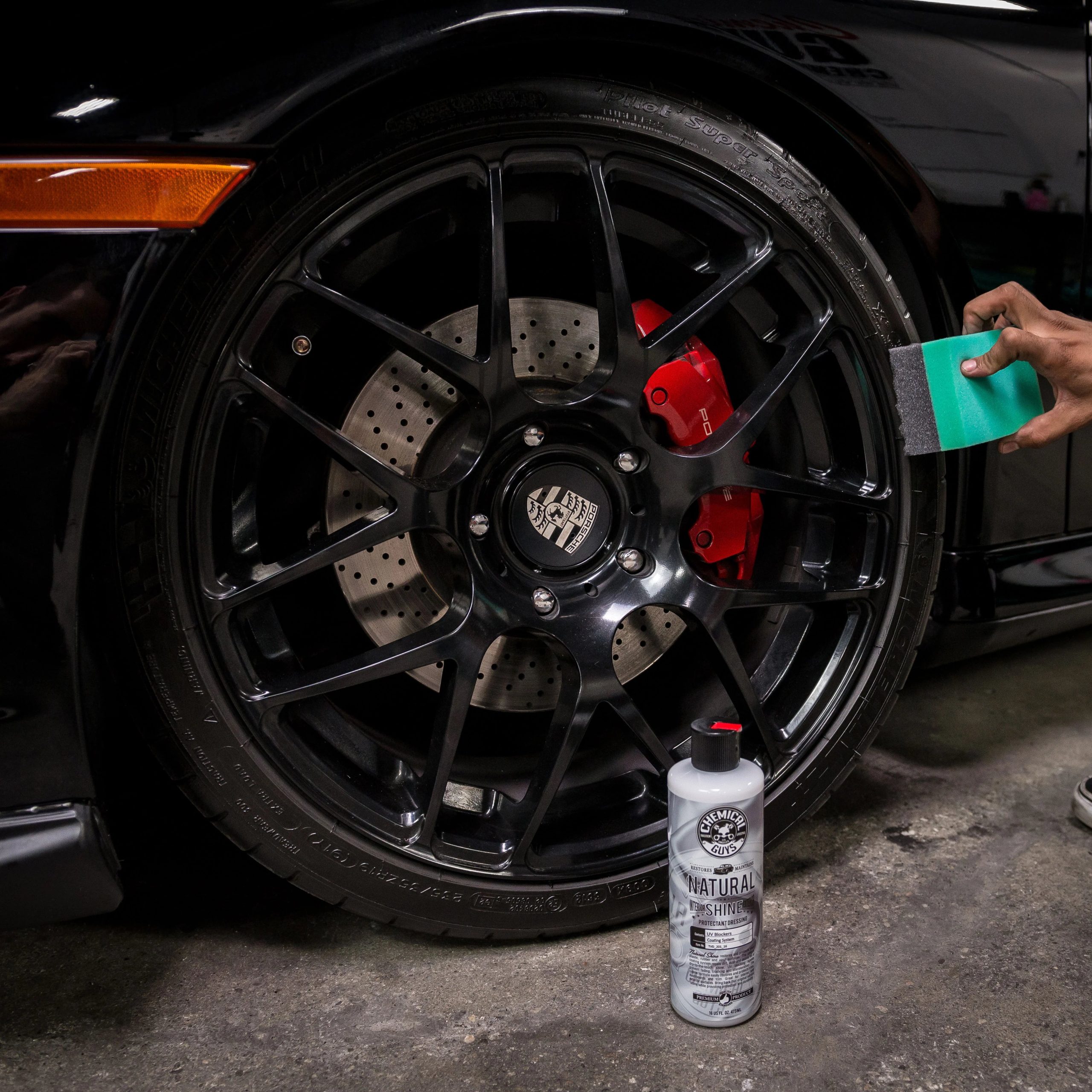 Chemical Guys Clean Wonder Wave Durafoam Applicator - Image 8