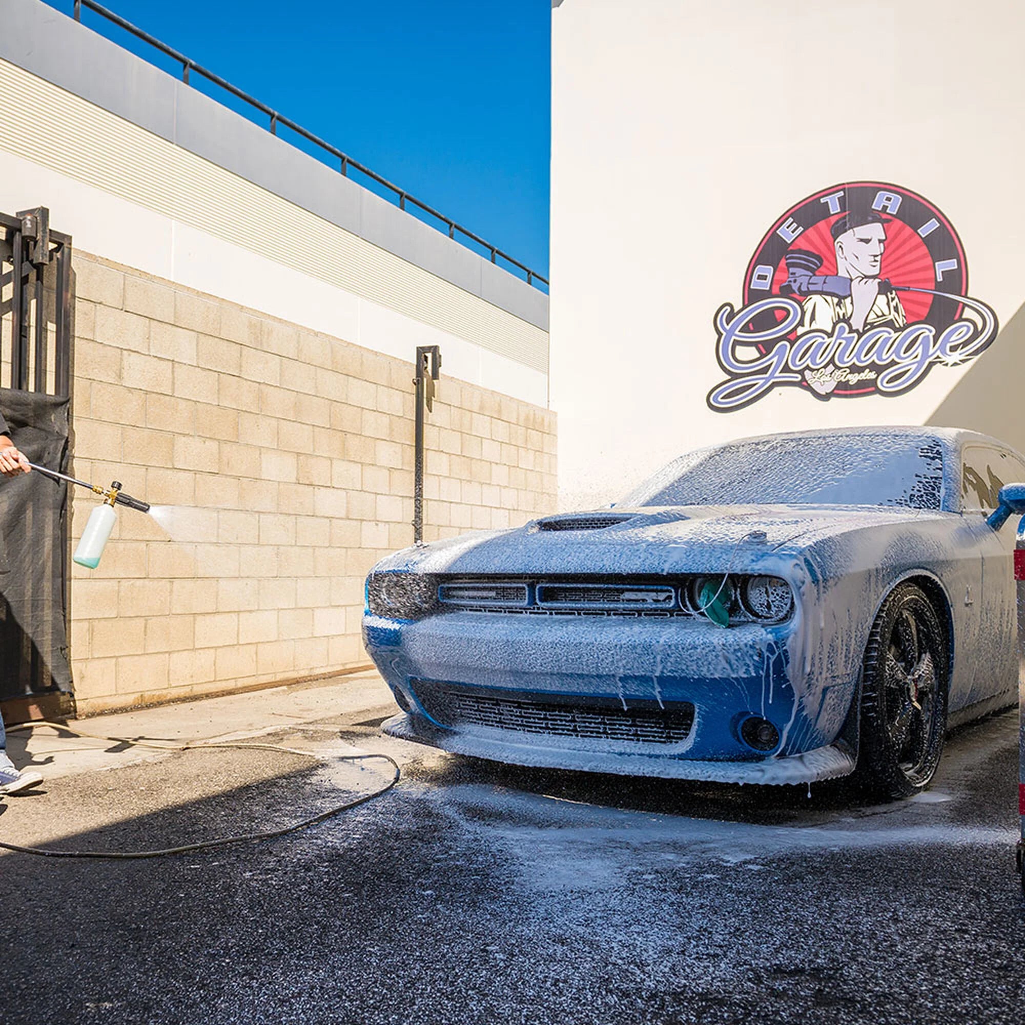 Chemical Guys Clean Glossworkz Intense Gloss Booster And Paintwork Cleanser - Image 16