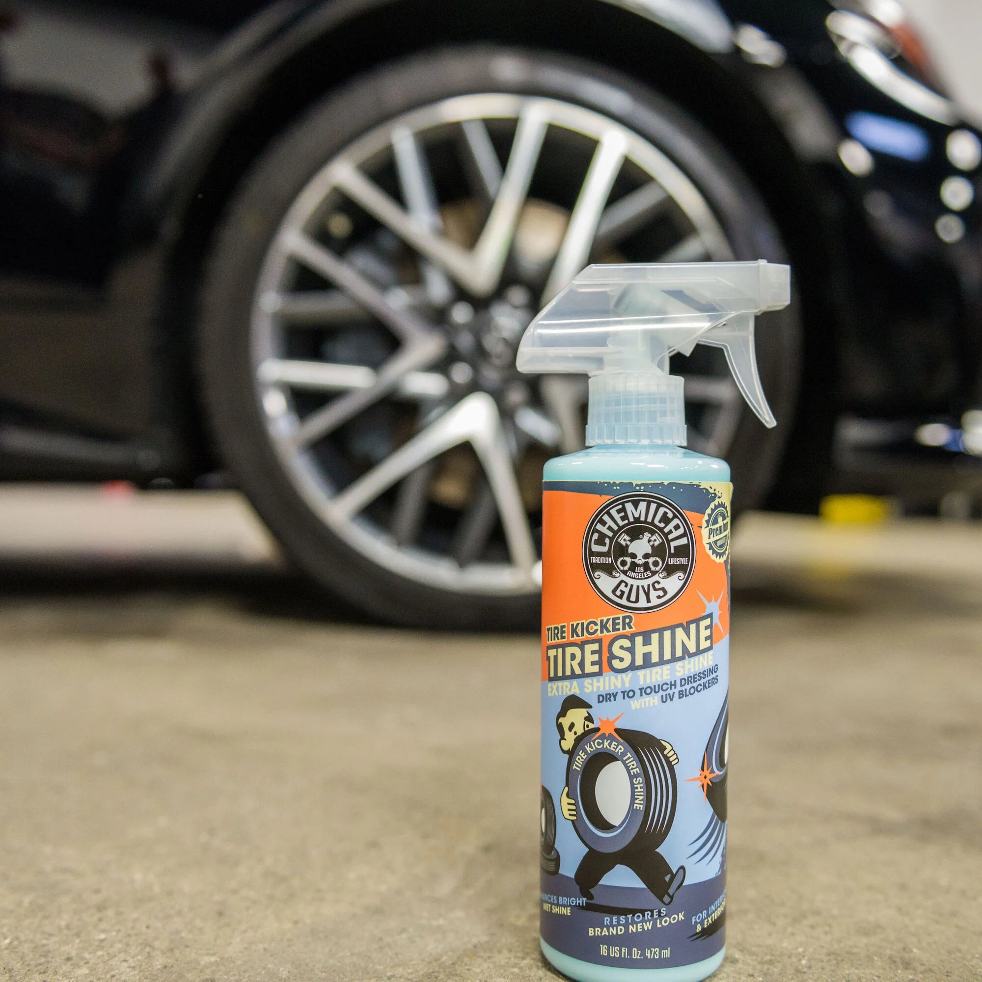 Chemical Guys Clean Tire Kicker Extra Shiny Tire Shine - Image 15