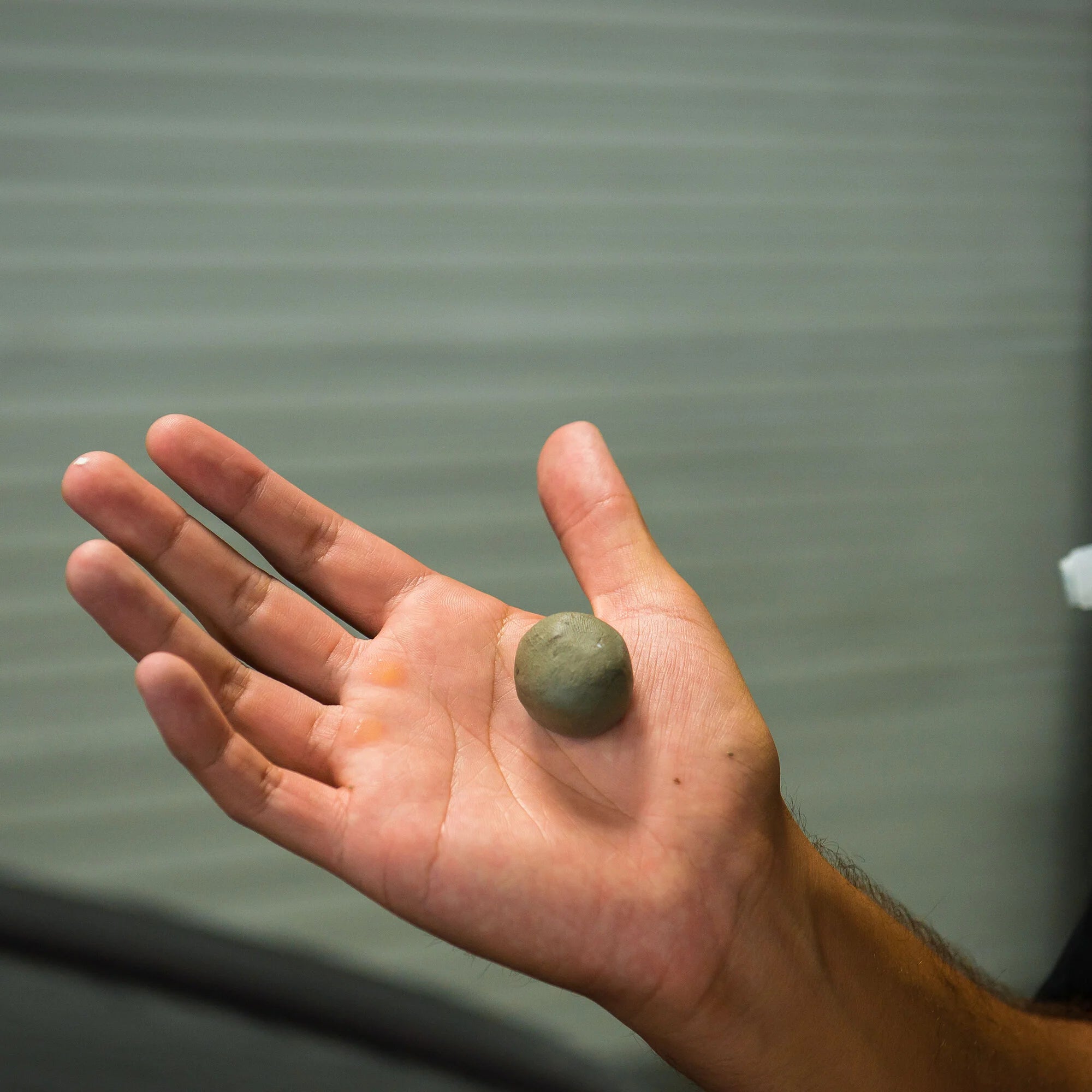 Chemical Guys Clean Medium Duty Clay Bar - Image 7